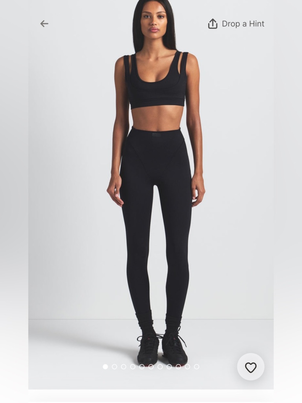 Nike Skims Matte Black V Leggings color Obsidian Sz Medium NWT